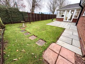 Photo 10- click for photo gallery